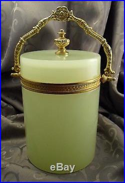 Elegant french antique yellow-green opaline biscuit jar, trinket box withhandle