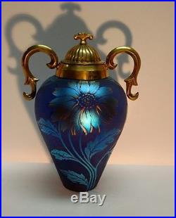 Fenton Art Glass Limited Addition 11 Favrene Jar W /Bass Handles and Lid #352