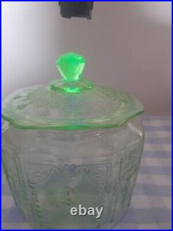 HOCKING GLASS green depression PRINCESS pattern COOKIE JAR w URANIUM GLOW