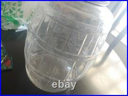 LARGE VINTAGE GLASS GENERAL STORE PICKLE JAR With WOOD BAIL HANDLE