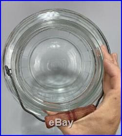 LG VTG 3 Gallon Barrel Shaped Duraglas Screw Top Pickle Jar with Lid, Handle Glass