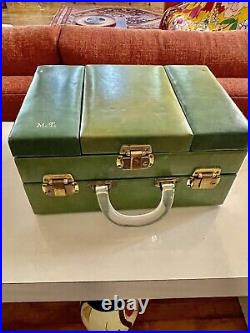 Luggage 1940s Green Leather Fitted Makeup Overnight Train Case Lucite Handle VTG