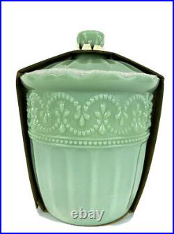 The Pioneer Woman Timeless Beauty Green Jade 9.8 Glass Cookie Jar