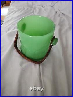 Vintage Fenton Jadaite Jar. Green