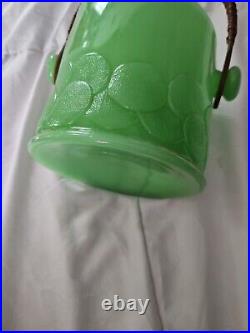 Vintage Fenton Jadaite Jar. Green