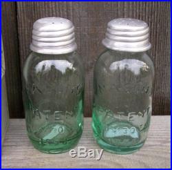Vtg Style Mason Jar Salt Pepper Shakers Set with Wood Handle Caddy-Country Kitchen